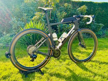 Used 3T SRAM Force eTap AXS 2023 Road & Gravel