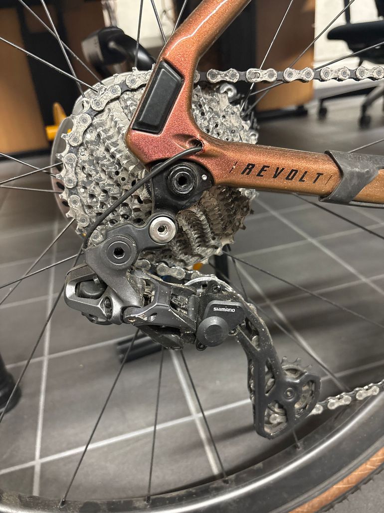 Used Giant Revolt, Advanced Pro 1 2021 2021 Road & Gravel — image 3 of 4
