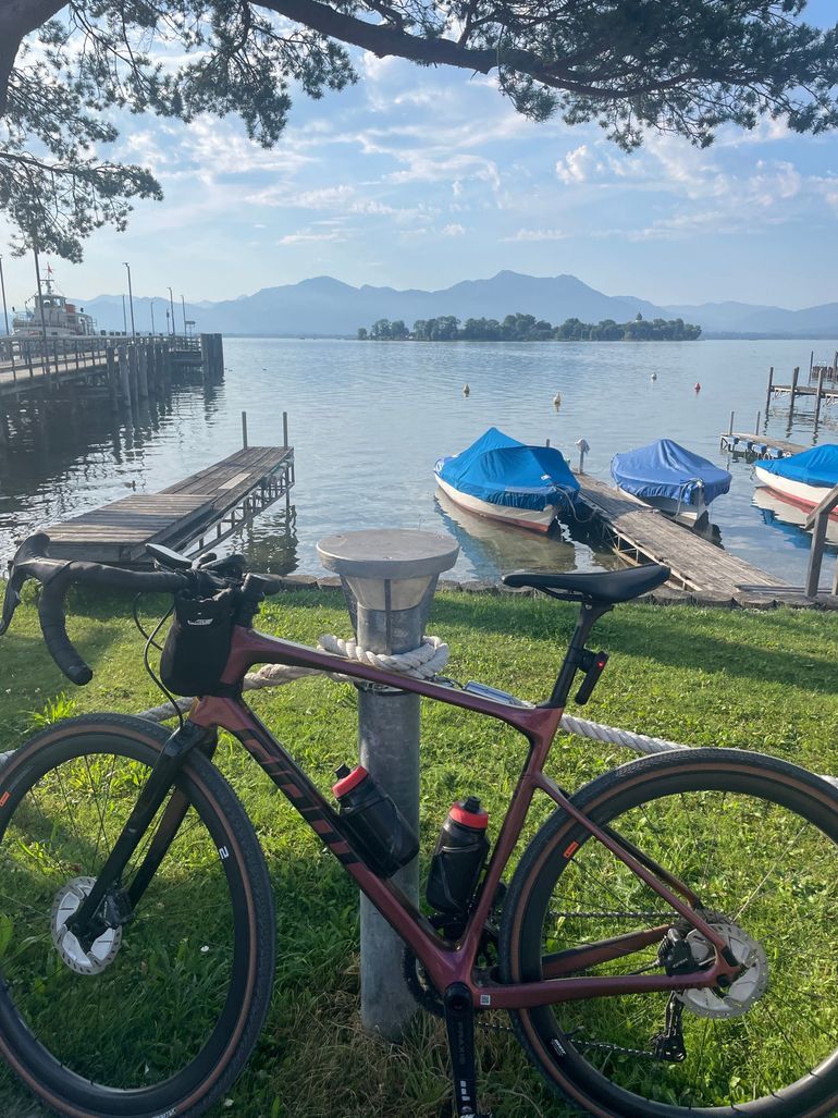 Used Giant Revolt, Advanced Pro 1 2021 2021 Road & Gravel — image 1 of 4