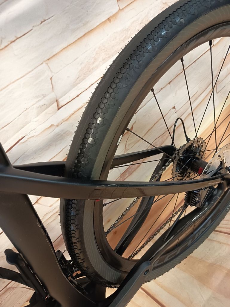 Used Pinarello Grevil Shimano Ultegra 2022 Road & Gravel — image 6 of 9