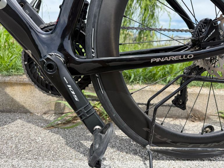 Used Pinarello X1 Shimano 105 2024 Road & Gravel, Schwarz — image 6 of 9