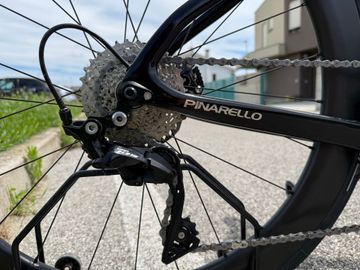 Used Pinarello X1 Shimano 105 2023 Road & Gravel, Black — image 3 of 9
