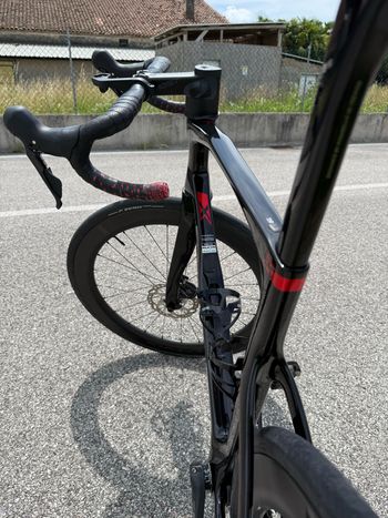 Used Pinarello X1 Shimano 105 2024 Road & Gravel, Schwarz — image 5 of 9