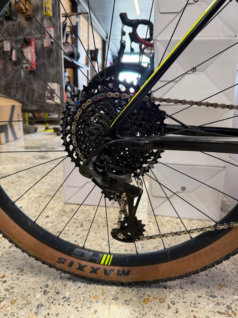Used Cannondale F Si Carbon 2 2019 2019 Mountainbike, Red, 29 — image 3 of 3