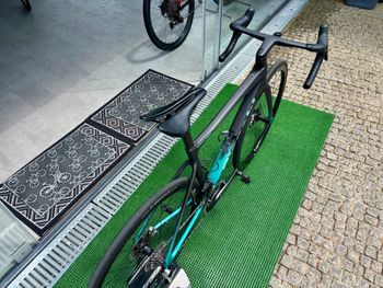 Used Bianchi Specialissima RC Sram Red eTap AXS 2025 2025 Road & Gravel, Black — image 3 of 4