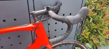 Used BMC Roadmachine AMP THREE 2022 2022 Road & Gravel, Red — image 4 of 7