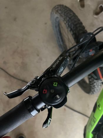 Used Specialized Turbo Levo FSR Comp 6Fattie 2017 2017 Mountainbike, Grün, 27.5 — image 6 of 6