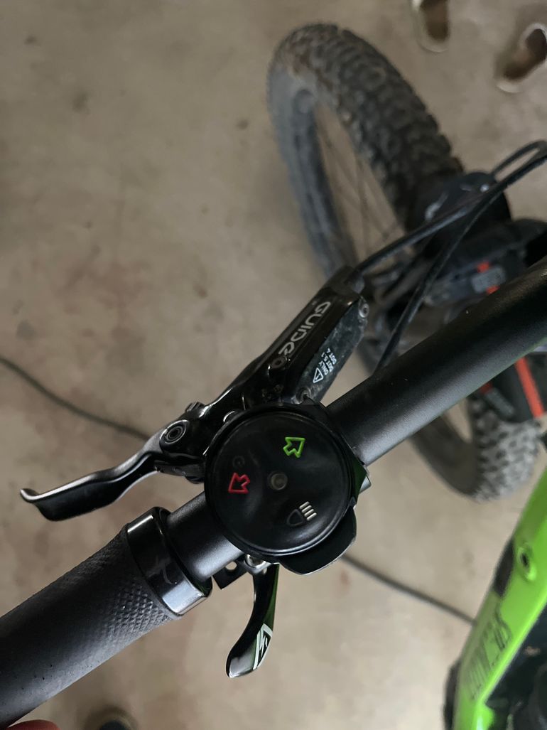 Used Specialized Turbo Levo FSR Comp 6Fattie 2017 2017 Mountainbike, Grün, 27.5 — image 6 of 6