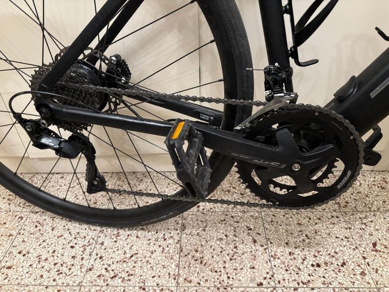 Used Trek Domane+ AL 5 2023 2023 Road & Gravel, Schwarz — image 3 of 6