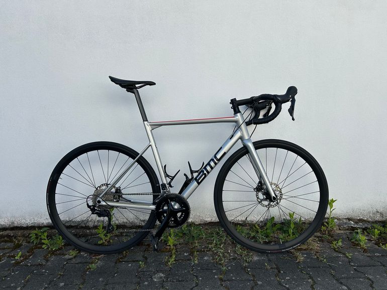 Used BMC Teammachine ALR TWO 2022 2022 Road & Gravel, Hellgrau — image 1 of 4