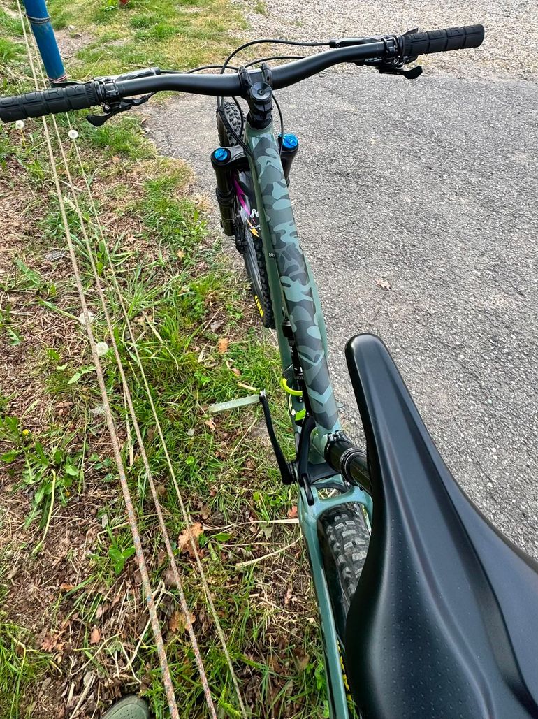 Used Specialized Stumpjumper Comp Alloy - SRAM NX Eagle, Fox Rhyhm 2022 2022 Mountainbike, Green, 29 — image 18 of 18