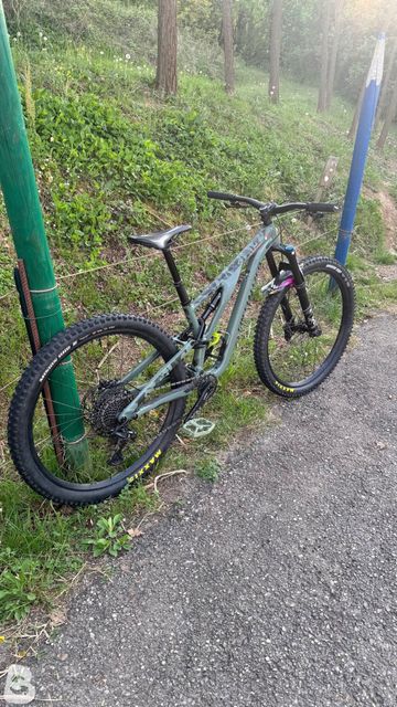 Specialized Stumpjumper Comp Alloy - SRAM NX Eagle, Fox Rhyhm 2022 2022 MTB d'occasion