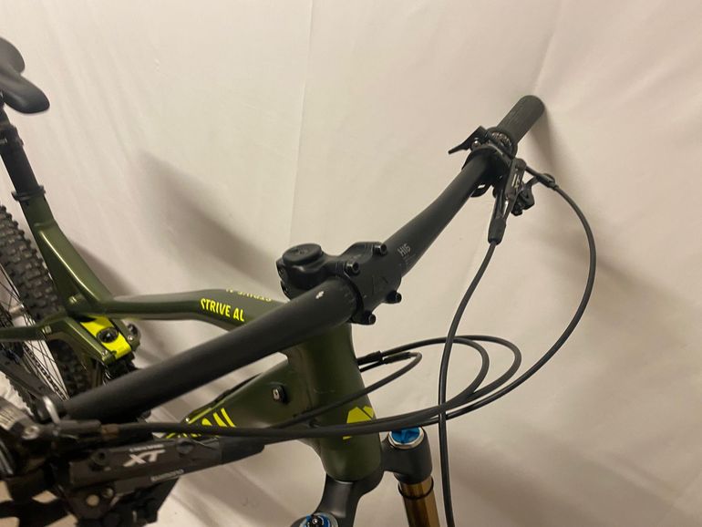Used Canyon Canyon Strive AL 7.0 2017 Mountainbike, Green — image 9 of 13