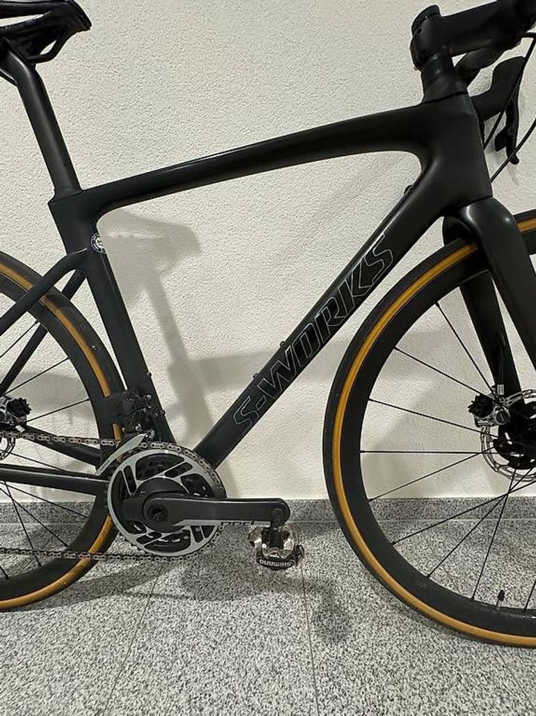Used Specialized SWorks Roubaix SRAM Red eTAP AXS Specialized SWorks Roubaix SRAM Red eTAP AXS Custom SRAM Force eTap AXS 2025 Road & Gravel — image 1 of 5