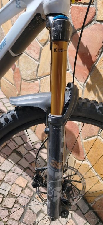 Used Lapierre Spicy CF 8.9 2025 2025 Mountainbike, Blue — image 6 of 10