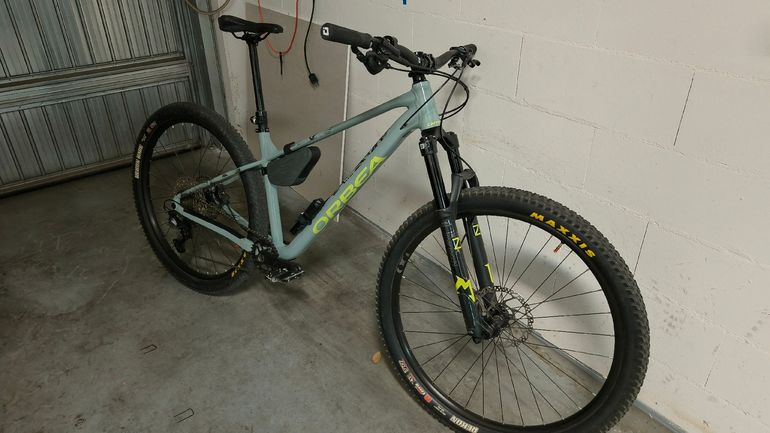 Used Orbea LAUFEY H10 2024 2024 Mountainbike, Hellgrau, 29 — image 4 of 6