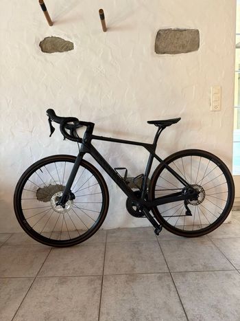 Used Canyon Endurace CF 8, Grösse S, Shimano Ultegra, Top-Zustand Canyon Endurace CF 8, Grösse S, Shimano Ultegra, Top-Zustand Custom Shimano Ultegra Di2 2024 Road & Gravel — image 6 of 10