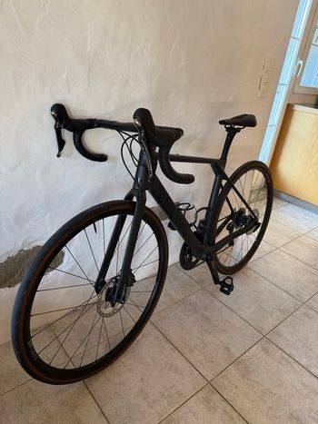 Used Canyon Endurace CF 8, Grösse S, Shimano Ultegra, Top-Zustand Canyon Endurace CF 8, Grösse S, Shimano Ultegra, Top-Zustand Custom Shimano Ultegra Di2 2024 Road & Gravel — image 3 of 10