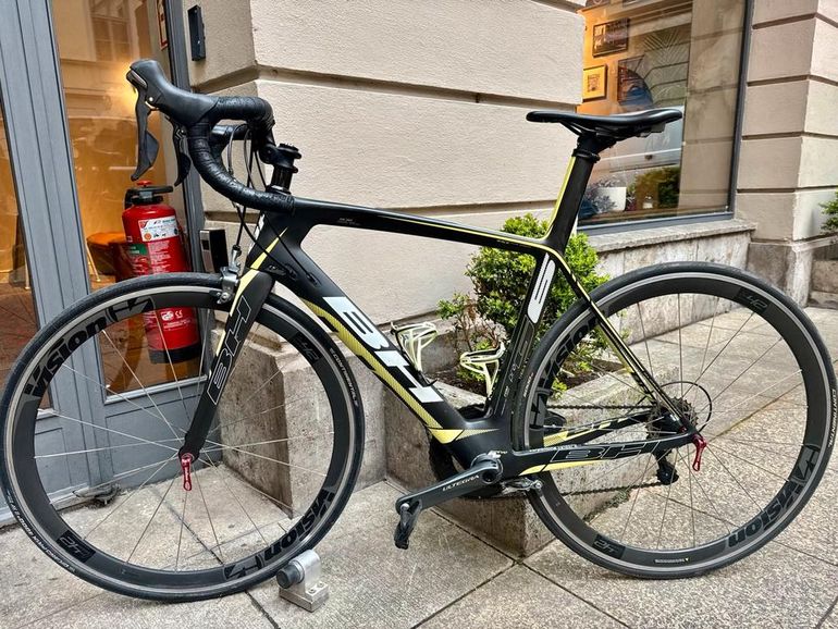 Used Rose PRO CROSS ULTEGRA 2022 2025 Road & Gravel, Black — image 11 of 15