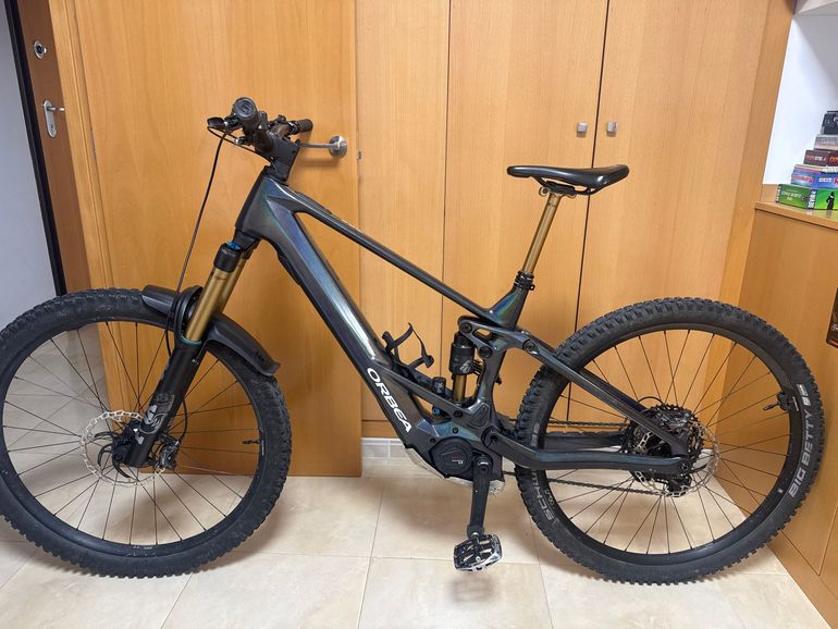 Used Orbea WILD M-TEAM 2024 2024 Mountainbike, Black, 29 — image 2 of 8