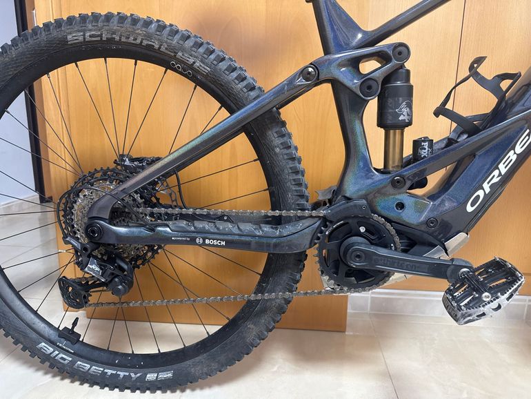 Used Orbea WILD M-TEAM 2024 2024 Mountainbike, Black, 29 — image 3 of 8