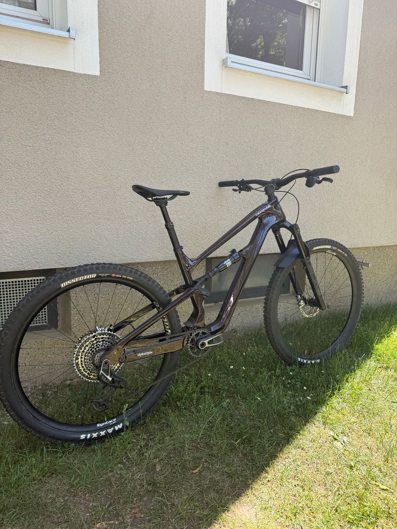 Used Cannondale Habit LTD 2025 2025 Mountainbike, Purple, 29 — image 1 of 11