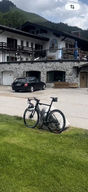 Used Focus IZALCO MAX 8.8 2022 2022 Road & Gravel, Black — image 5 of 5