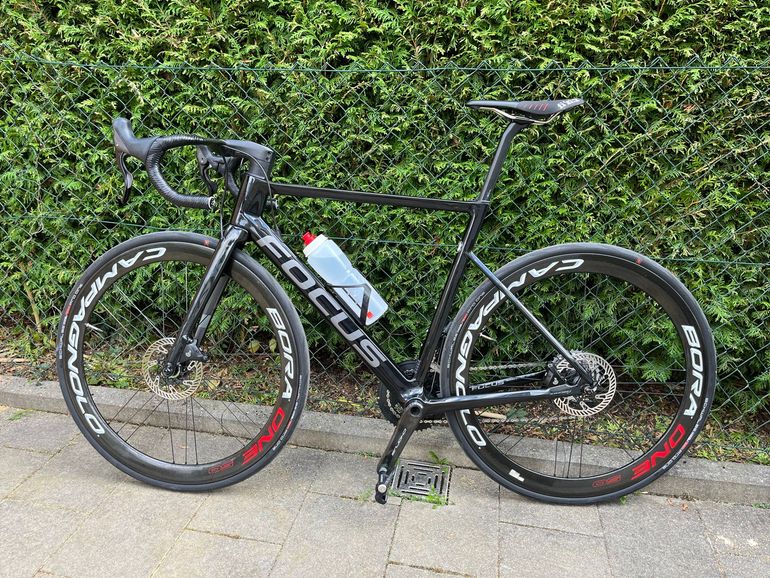 Used Focus IZALCO MAX 8.8 2022 2022 Road & Gravel, Black — image 1 of 5