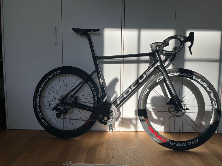 Used Focus IZALCO MAX 8.8 2022 2022 Road & Gravel, Black — image 3 of 5