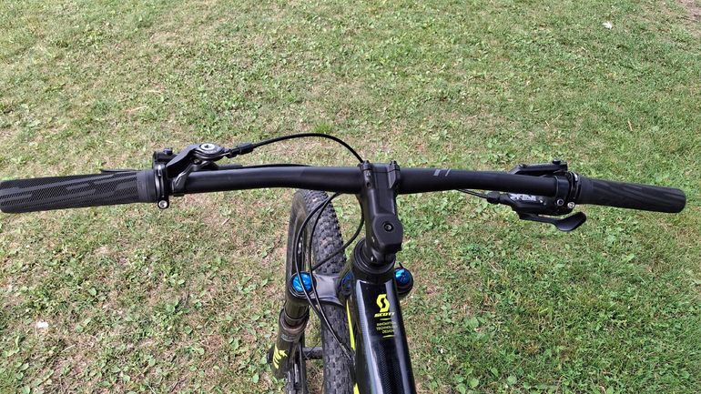 Used Scott Scale 950 2018 2018 Mountainbike, Black, 29 — image 9 of 11