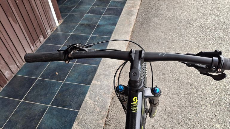 Used Scott Scale 950 2018 2018 Mountainbike, Black, 29 — image 6 of 11