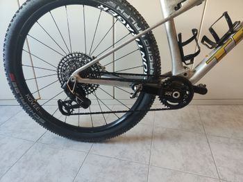 Used Trek Supercaliber SLR 9.9 XX AXS Gen 2 2024 2024 Mountainbike, Light Gray, 29 — image 3 of 3