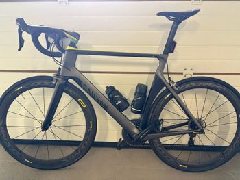 Used Canyon Aeroad CF SLX 8.0 2018 2018 Road & Gravel — image 7 of 8