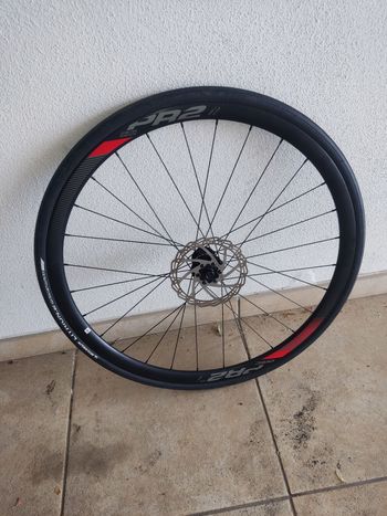 Used Giant TCR Advanced 1 Disc KOM 2019 2019 Road & Gravel, Rojo — image 7 of 7
