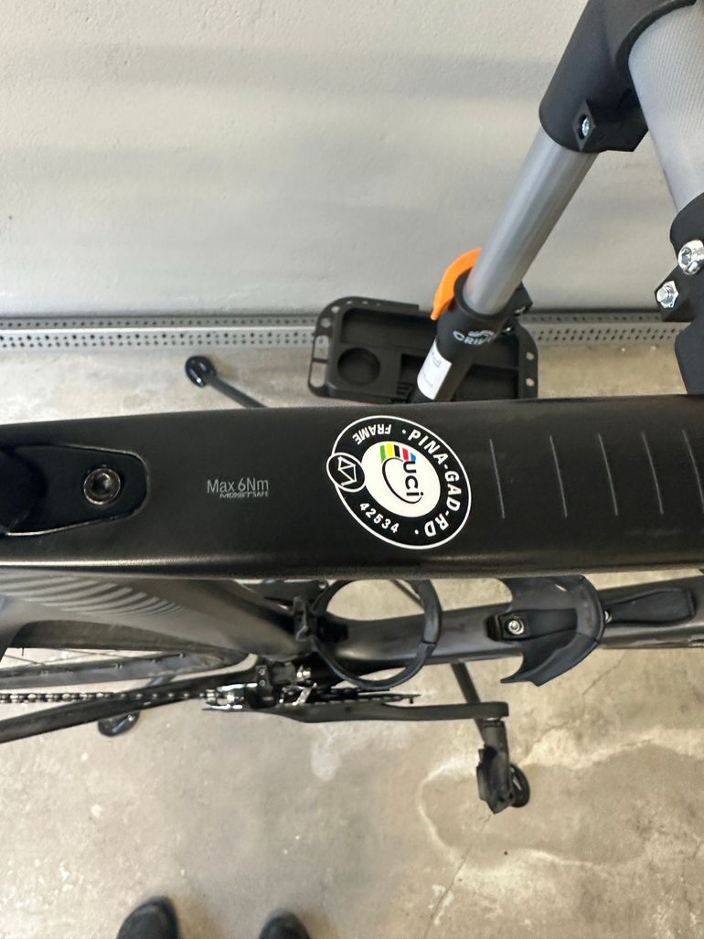Used Pinarello GAN Disk 105 Bike 2019 2019 Road & Gravel, Black — image 8 of 9
