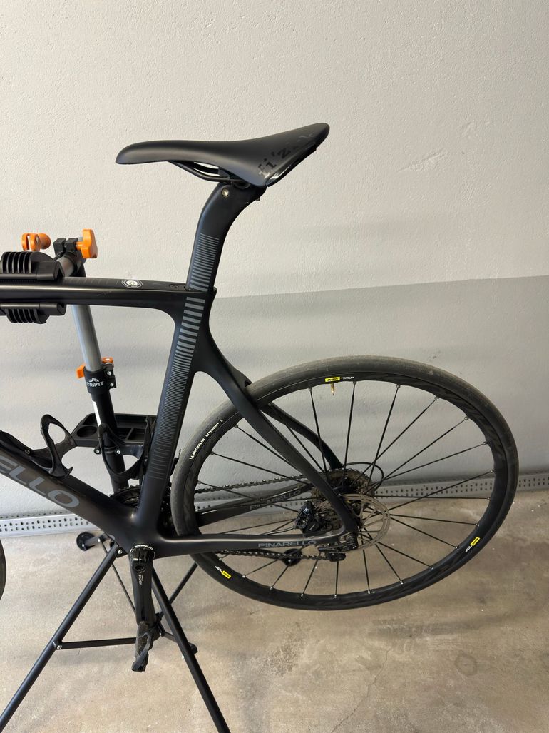 Used Pinarello GAN Disk 105 Bike 2019 2019 Road & Gravel, Black — image 5 of 9