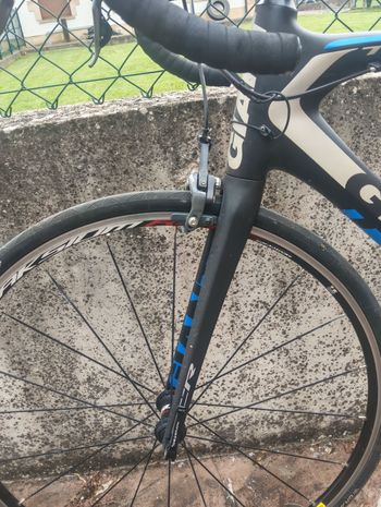 Used Giant TCR Composite 0 2013 2013 Road & Gravel — image 4 of 5