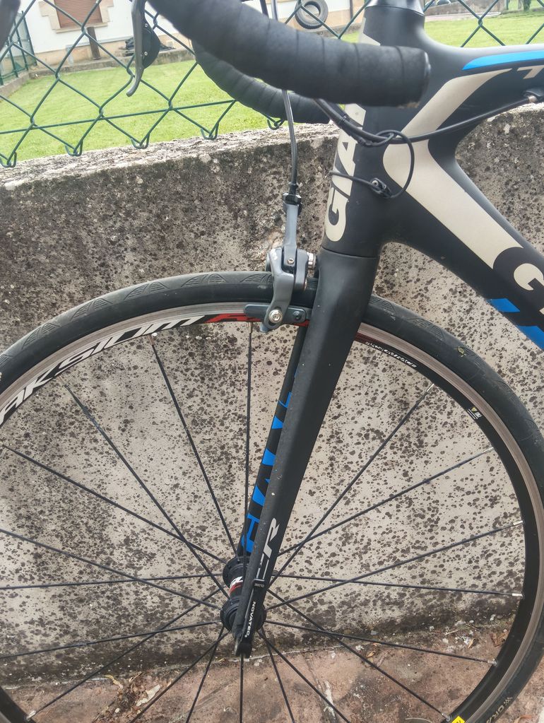 Used Giant TCR Composite 0 2013 2013 Road & Gravel — image 4 of 5