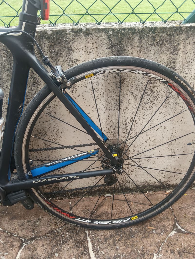 Käytetty Giant TCR Composite 0 2013 2013 Road & Gravel — kuva 5 / 5