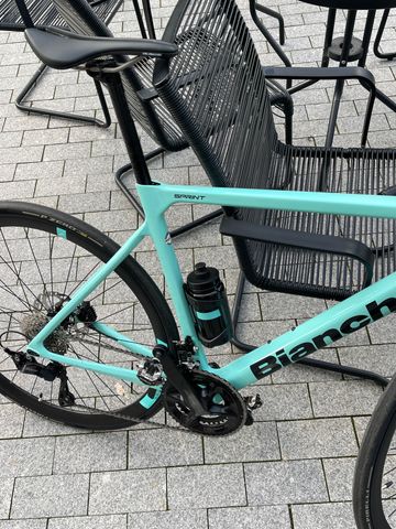 Tweedehands Bianchi Sprint 105 2025 2025 Road & Gravel — afbeelding 2 van 4
