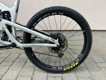 Used Propain Spindrift Shimano SLX 2023 Mountainbike, Grigio chiaro — image 7 of 8
