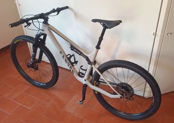 Used Canyon Lux Trail CF 6 2023 2023 MTB