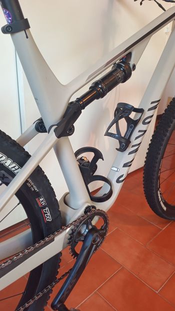 Used Canyon Lux Trail CF 6 2023 2023 Mountainbike, Gris claro — image 3 of 6