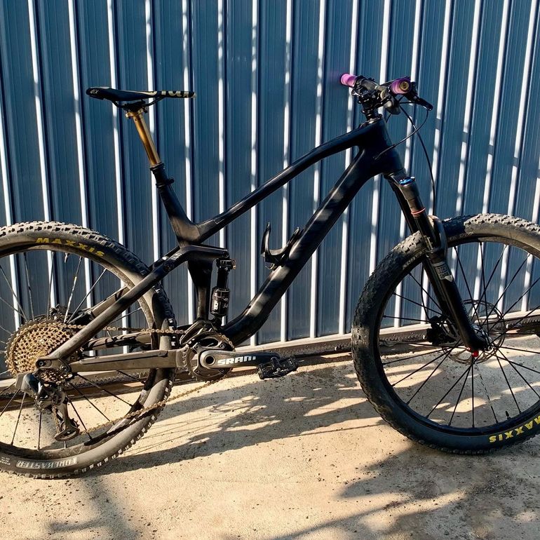 Used Canyon Spectral CF 9.0 EX 2015 Mountainbike, Black — image 3 of 10