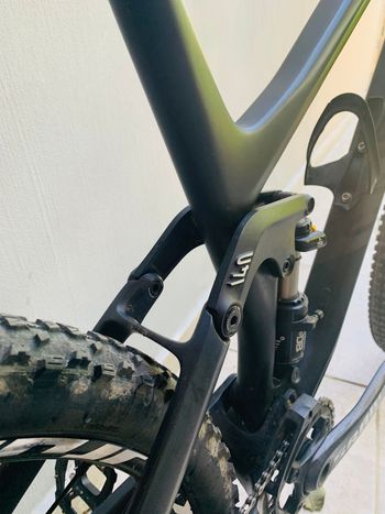Used Canyon Spectral CF 9.0 EX 2015 Mountainbike, Black — image 8 of 10