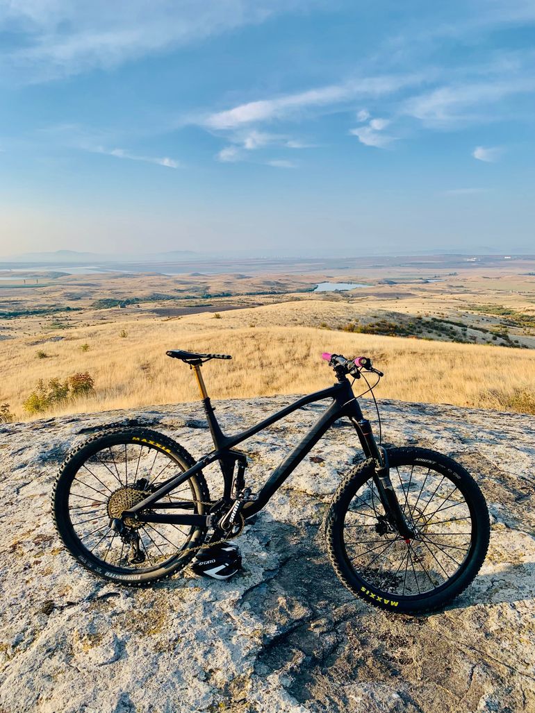 Used Canyon Spectral CF 9.0 EX 2015 Mountainbike, Black — image 2 of 10