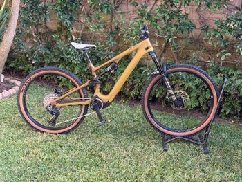 Used Specialized Turbo Levo SL Expert Carbon 2023 2023 Mountainbike — image 6 of 8