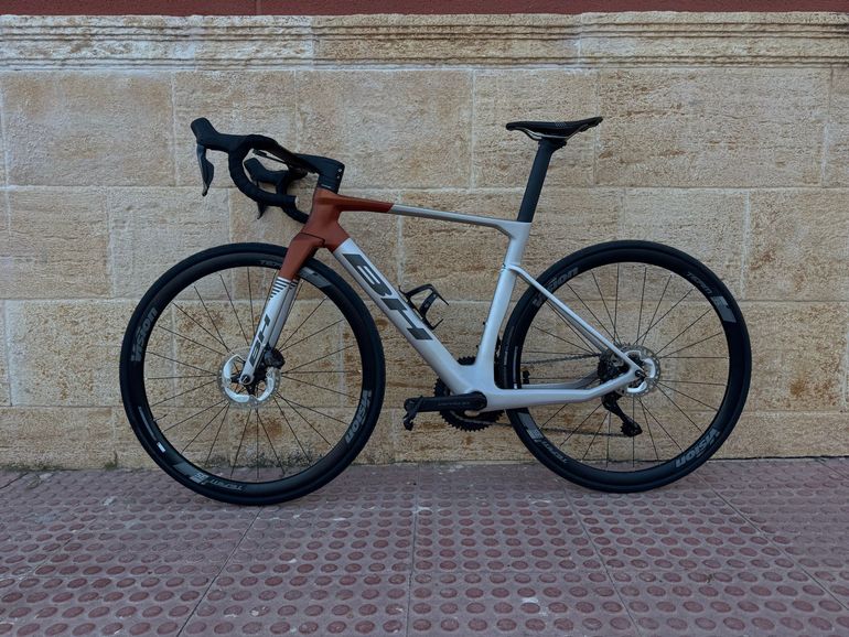 Used BH RS1 5.0 2025 2025 Road & Gravel, Light Gray — image 1 of 16