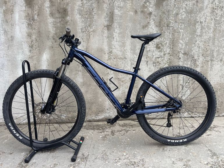 Used Scott Contessa Active 40 2021 2021 Mountainbike, Blue, 27.5, 29 — image 1 of 6