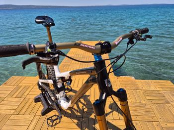 Used Commencal META AM 29 SIGNATURE 2021 2021 Mountainbike, Bianco — image 8 of 15
